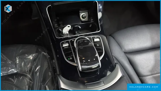 MERCEDES C-CLASS C220 D AVANTGARDE