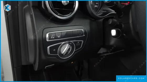 MERCEDES C-CLASS C220 D AVANTGARDE