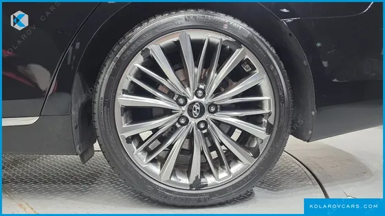 HYUNDAI GRANDEUR 2.2 DIESEL PREMIUM