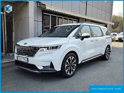 KIA CARNIVAL DIESEL 9-SEATER SIGNATURE