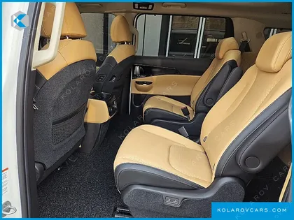 KIA CARNIVAL DIESEL 9-SEATER SIGNATURE
