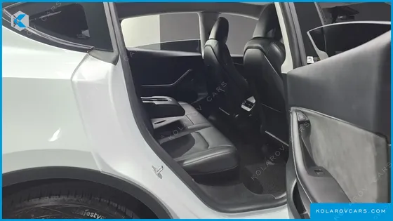 TESLA MODEL Y RWD