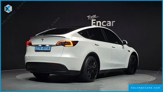 TESLA MODEL Y RWD