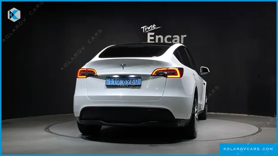 TESLA MODEL Y RWD