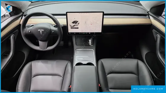 TESLA MODEL Y RWD