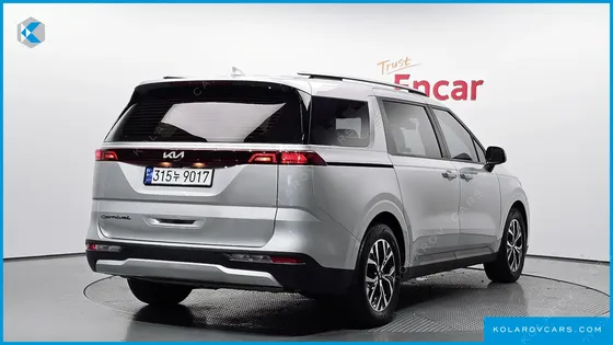 KIA CARNIVAL DIESEL 9-SEATER PRESTIGE