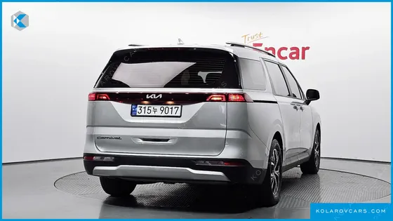 KIA CARNIVAL DIESEL 9-SEATER PRESTIGE
