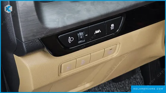 KIA CARNIVAL DIESEL 9-SEATER PRESTIGE