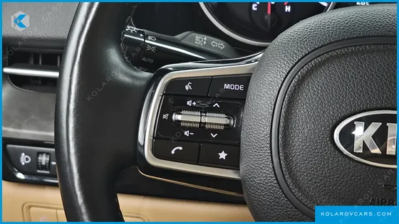 KIA CARNIVAL DIESEL 9-SEATER PRESTIGE