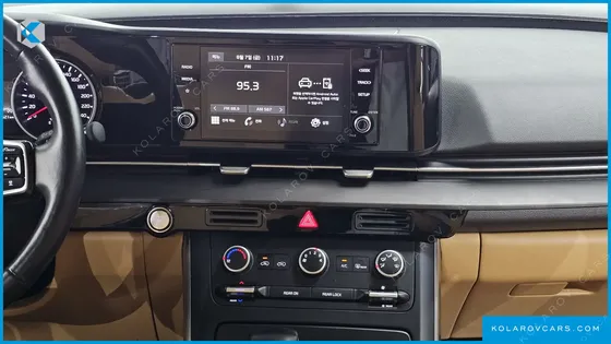 KIA CARNIVAL DIESEL 9-SEATER PRESTIGE