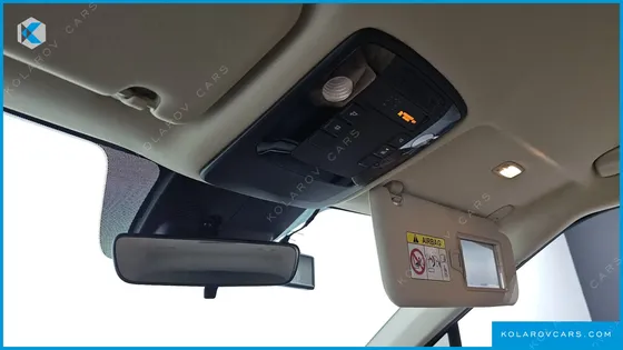 KIA CARNIVAL DIESEL 9-SEATER PRESTIGE
