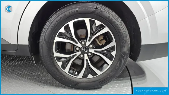 KIA CARNIVAL DIESEL 9-SEATER PRESTIGE