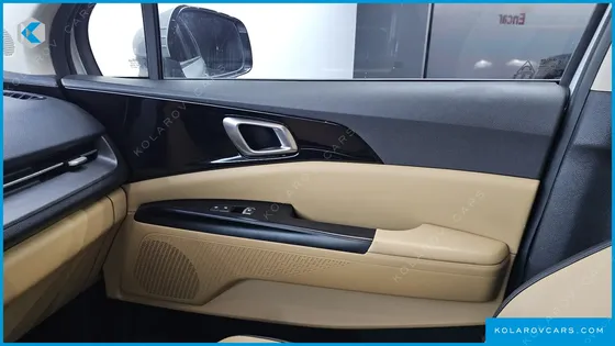 KIA CARNIVAL DIESEL 9-SEATER PRESTIGE