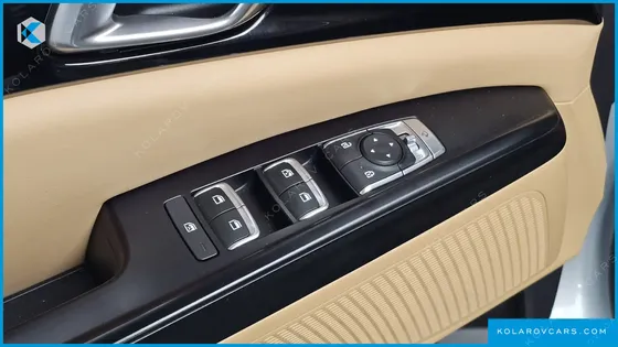 KIA CARNIVAL DIESEL 9-SEATER PRESTIGE