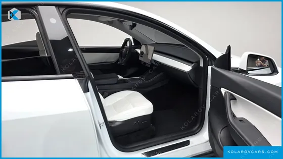 TESLA MODEL Y STANDARD RANGE RWD
