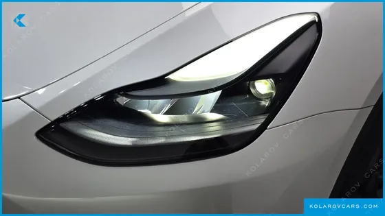 TESLA MODEL Y STANDARD RANGE RWD