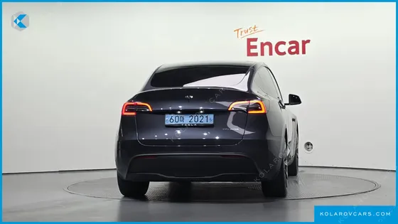TESLA MODEL Y LONG RANGE AWD