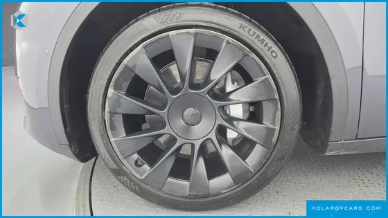 TESLA MODEL Y LONG RANGE AWD