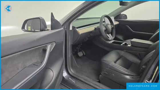 TESLA MODEL Y LONG RANGE AWD