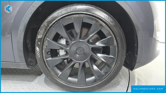 TESLA MODEL Y LONG RANGE AWD