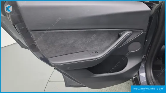TESLA MODEL Y LONG RANGE AWD
