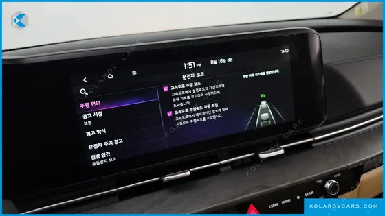 KIA CARNIVAL GASOLINE 9-SEATER SIGNATURE