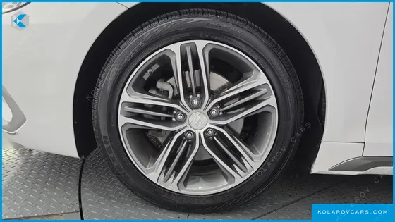 HYUNDAI GRANDEUR 2.4 PREMIUM
