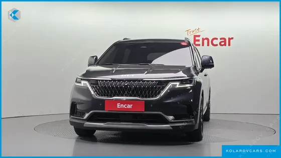 KIA CARNIVAL GASOLINE 11-SEATER SIGNATURE
