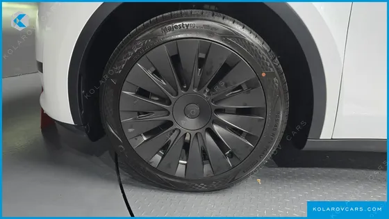 TESLA MODEL Y RWD