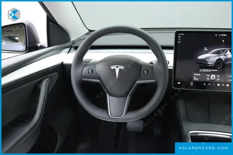 TESLA MODEL Y RWD