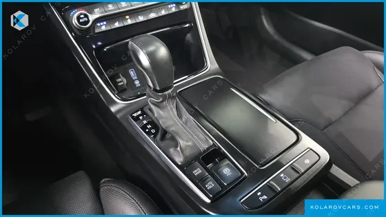 HYUNDAI GRANDEUR 2.4 SPECIAL