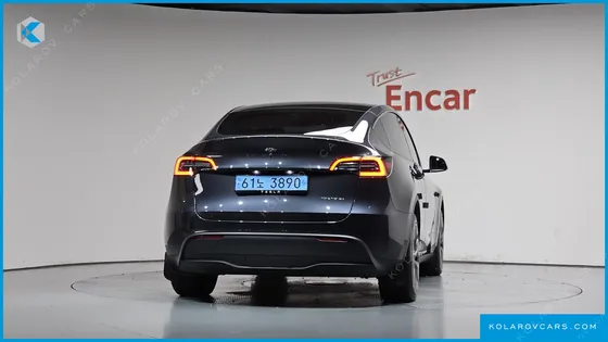 TESLA MODEL Y LONG RANGE AWD