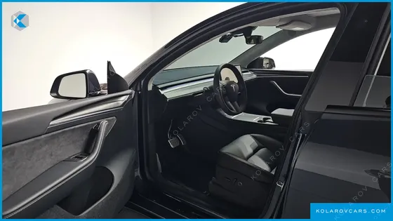 TESLA MODEL Y LONG RANGE AWD