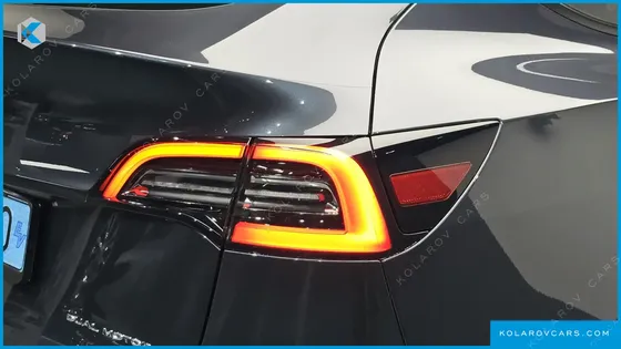 TESLA MODEL Y LONG RANGE AWD