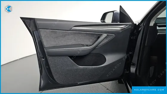TESLA MODEL Y LONG RANGE AWD