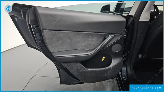 TESLA MODEL Y LONG RANGE AWD