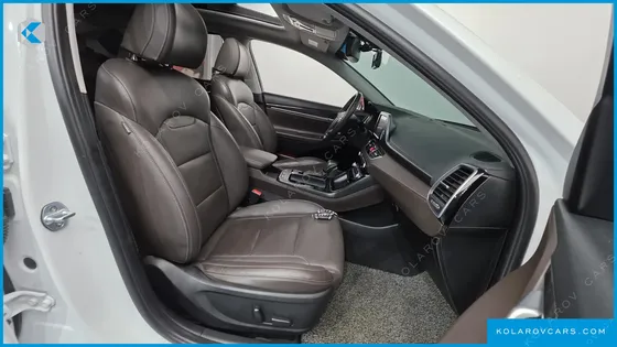 HYUNDAI GRANDEUR 3.0 LPI MODERN (RENTAL CAR)