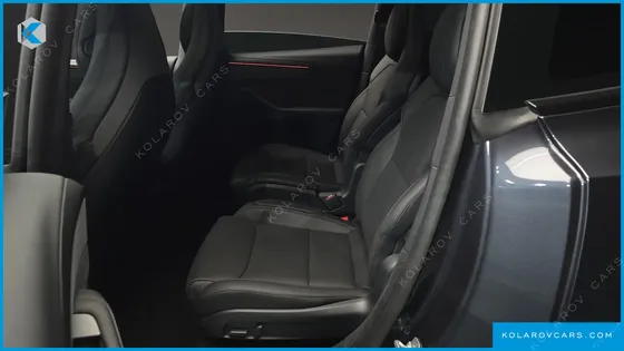 TESLA MODEL Y L LONG RANGE AWD