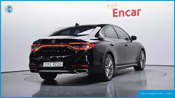 HYUNDAI GRANDEUR 2.2 DIESEL PREMIUM