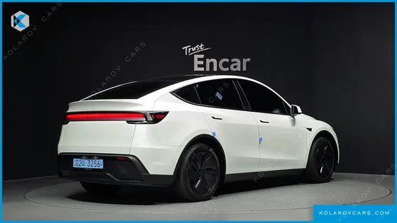 TESLA MODEL Y RWD