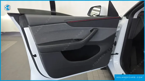 TESLA MODEL Y RWD