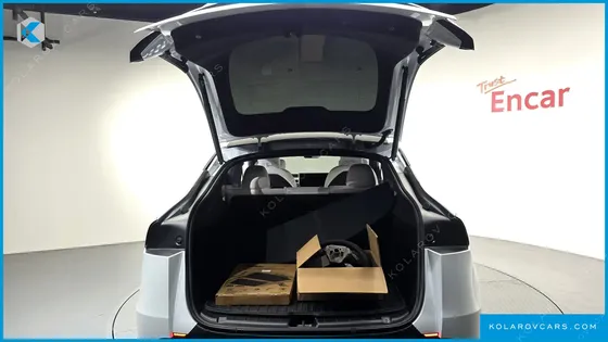 TESLA MODEL Y PREMIUM RWD