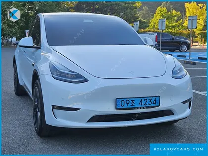 TESLA MODEL Y STANDARD RANGE RWD