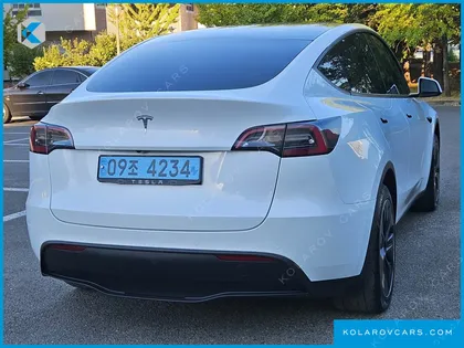 TESLA MODEL Y STANDARD RANGE RWD