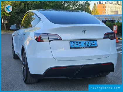 TESLA MODEL Y STANDARD RANGE RWD