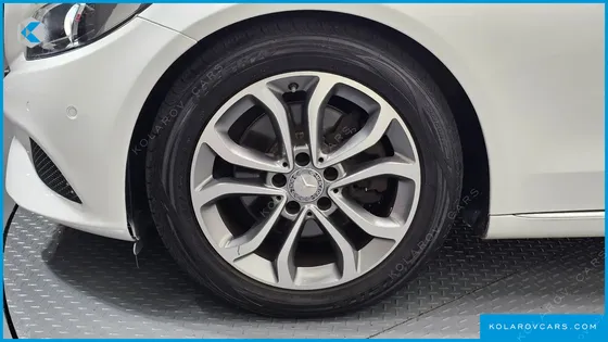 MERCEDES C-CLASS C220 D AVANTGARDE