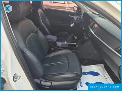 KIA K5 2.0 LPI RENTAL CAR