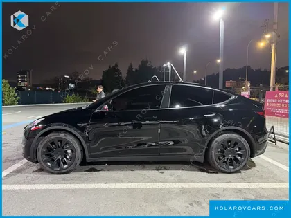 TESLA MODEL Y LONG RANGE AWD