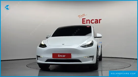 TESLA MODEL Y STANDARD RANGE RWD