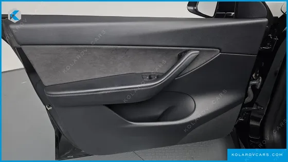 TESLA MODEL Y LONG RANGE AWD
